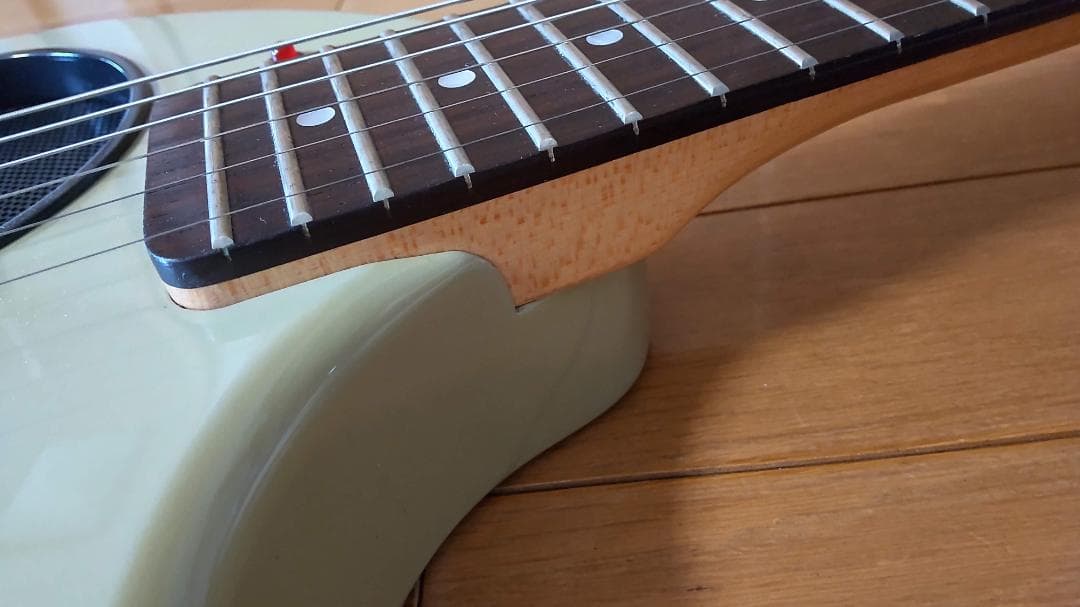 （サンダー）Fernandesフェルナンデス　ZO-3　動作品