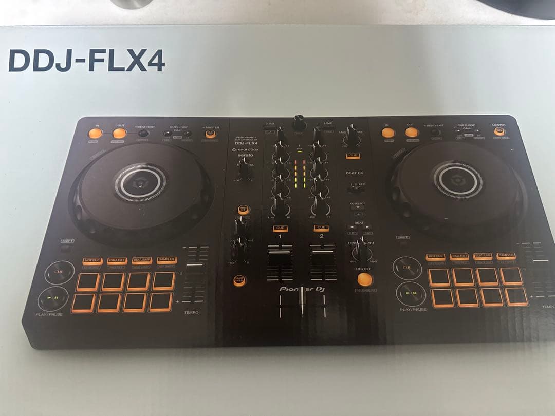 ddj-flx4 カバー付き