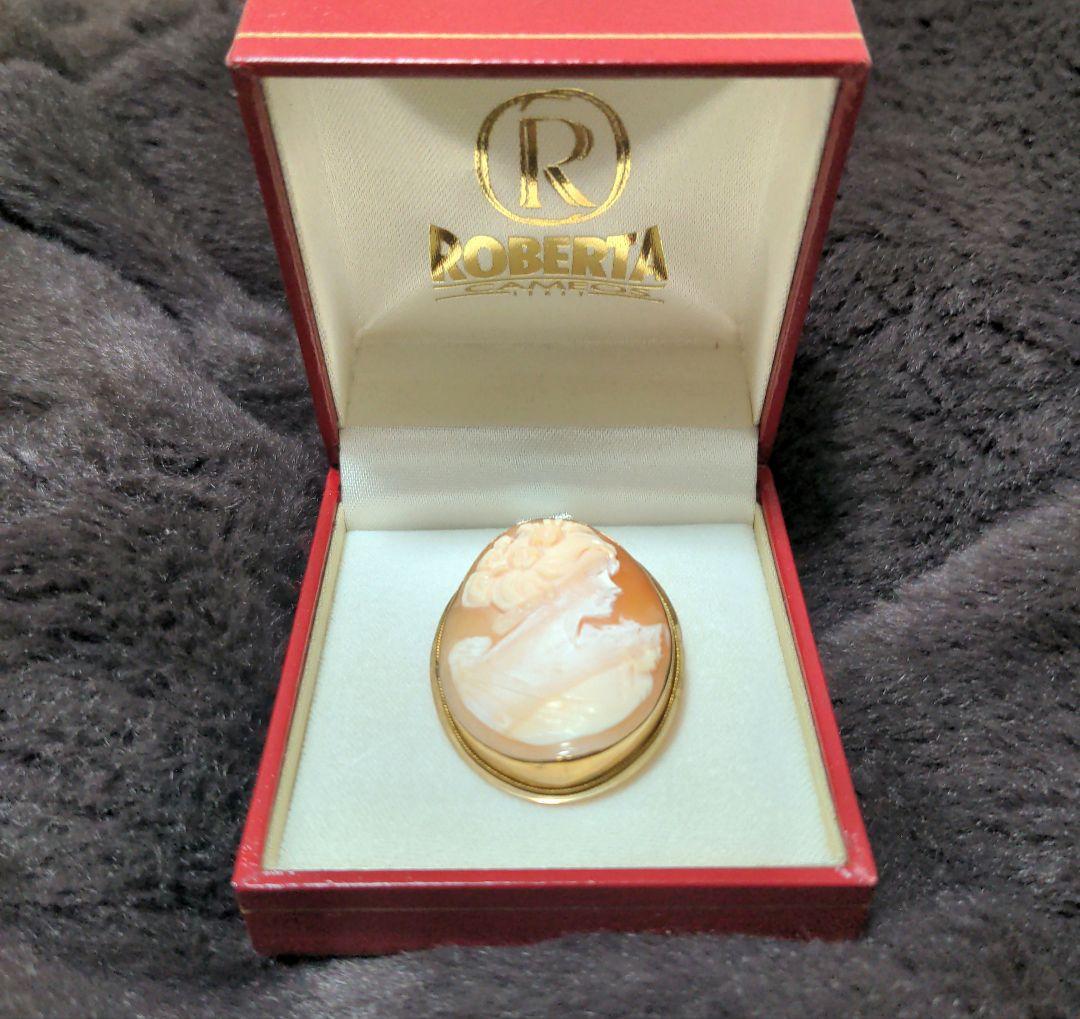 ROBERTA カメオ ブローチ