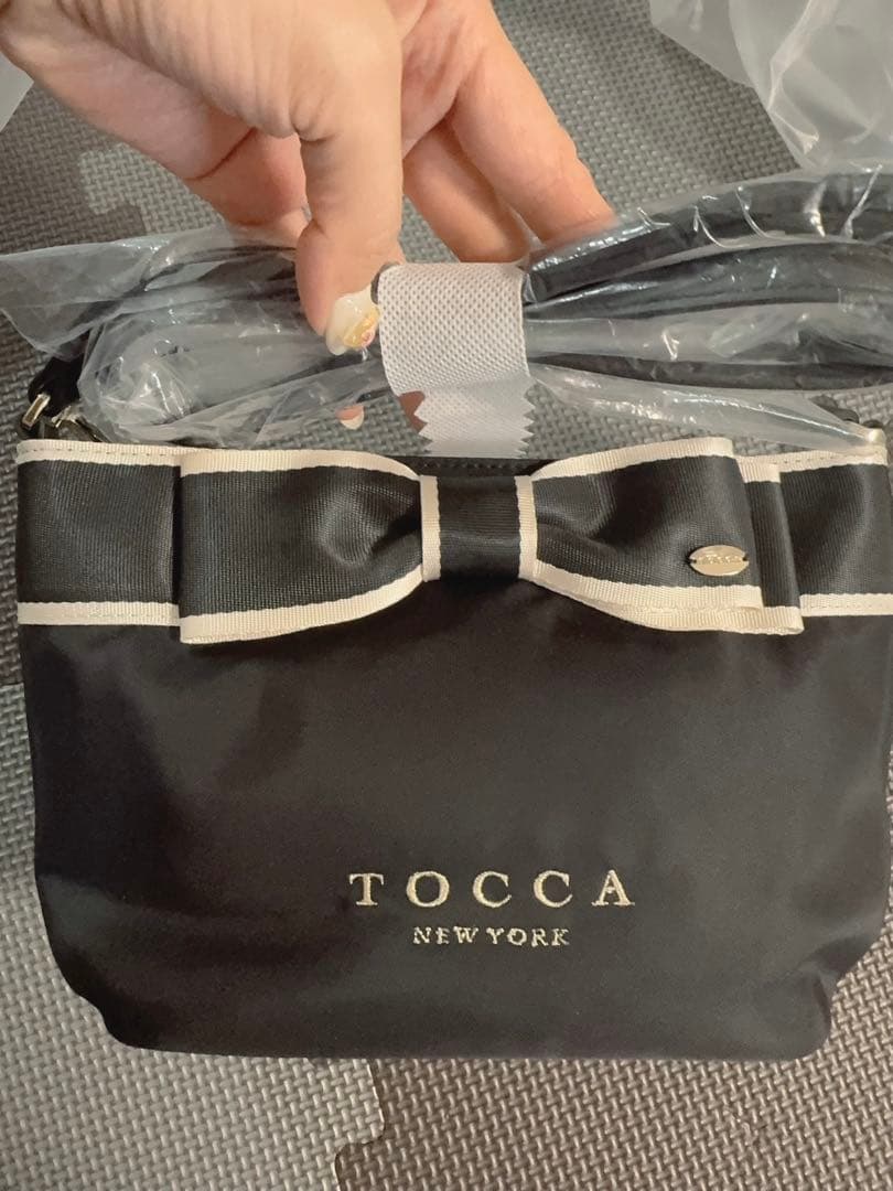 未使用品トッカショルダー リボンポシェットブラックリボンTOCCAバッグブラック