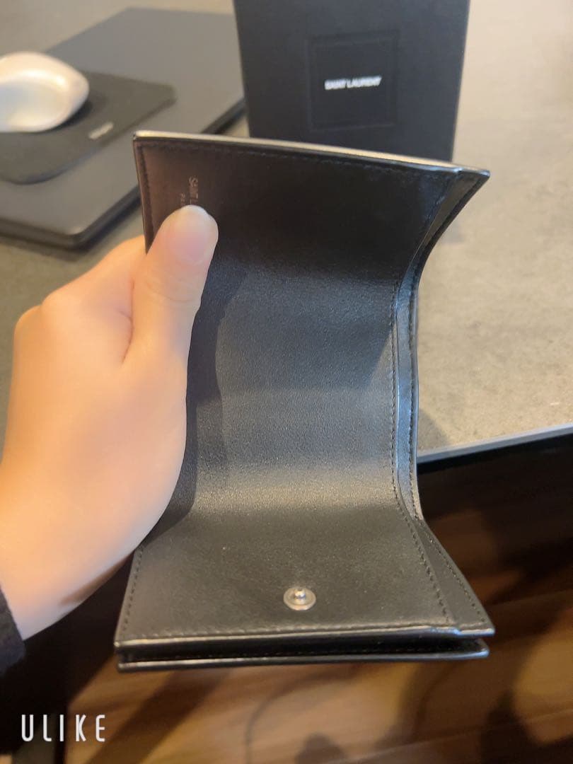 【美品】SAINT LAURENT ドット柄 三つ折り財布