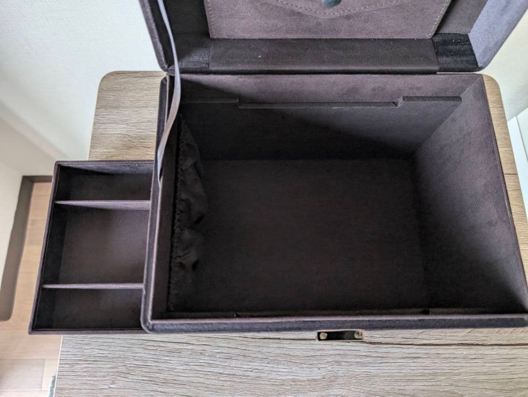 [非売品]LA MER ドレッサー コスメ／ジュエリーボックス　布袋付き