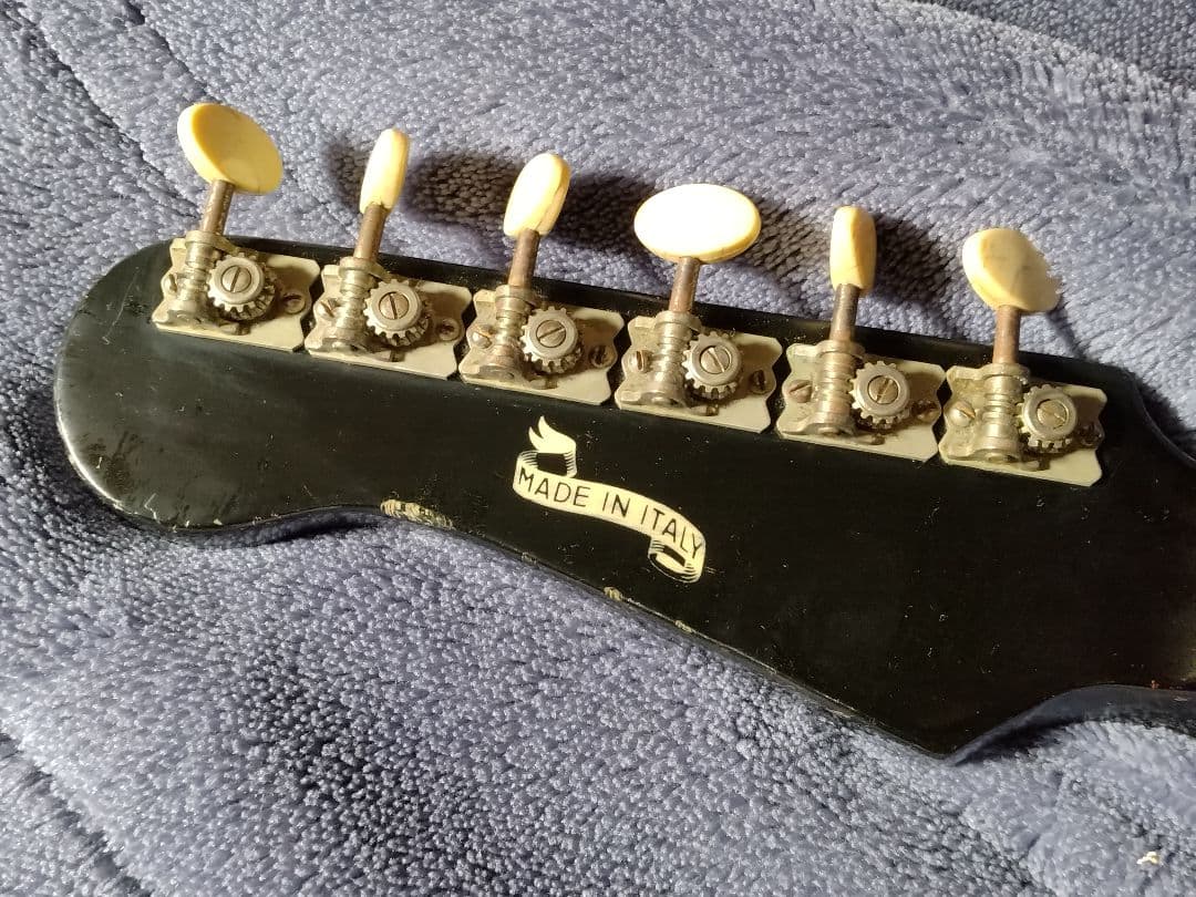 ホ*ラ様 EKO ヴィンテージ　ビザールギター　カスタム品