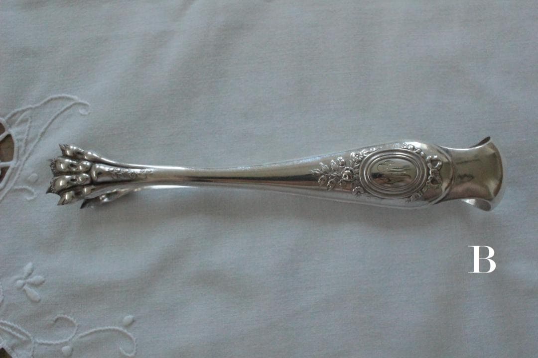 【B】シルバーコーティングのトング/野獣の足・フランスアンティーク