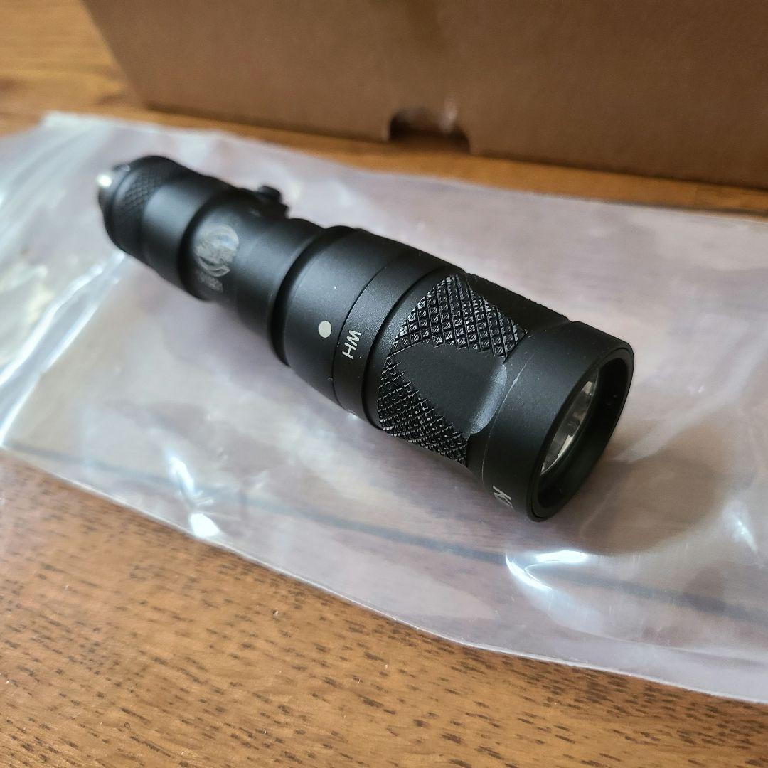 フラッシュライト M300V マウントスイッチ付き