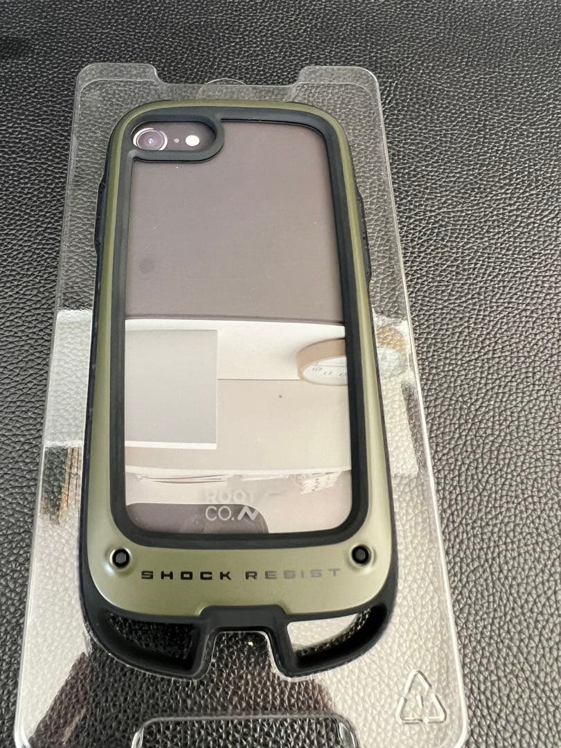 未使用　RootCo　2020年 IphoneSE/7/8用ケース　カーキ