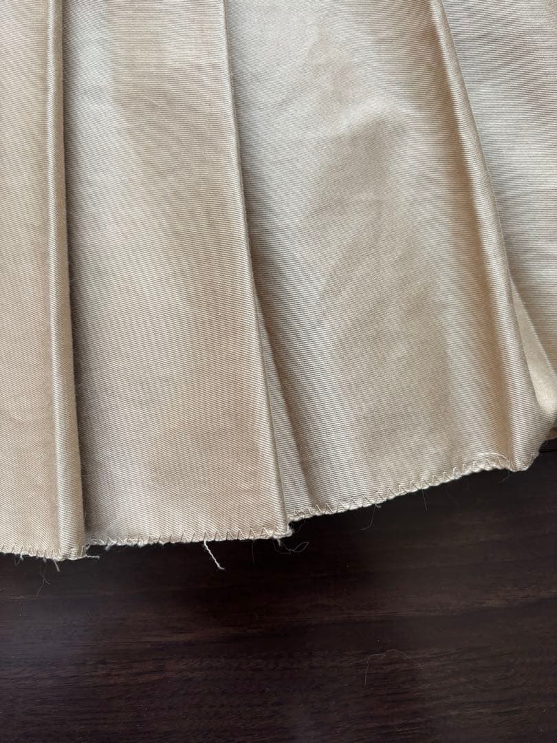 io！　miumiu プリーツスカート