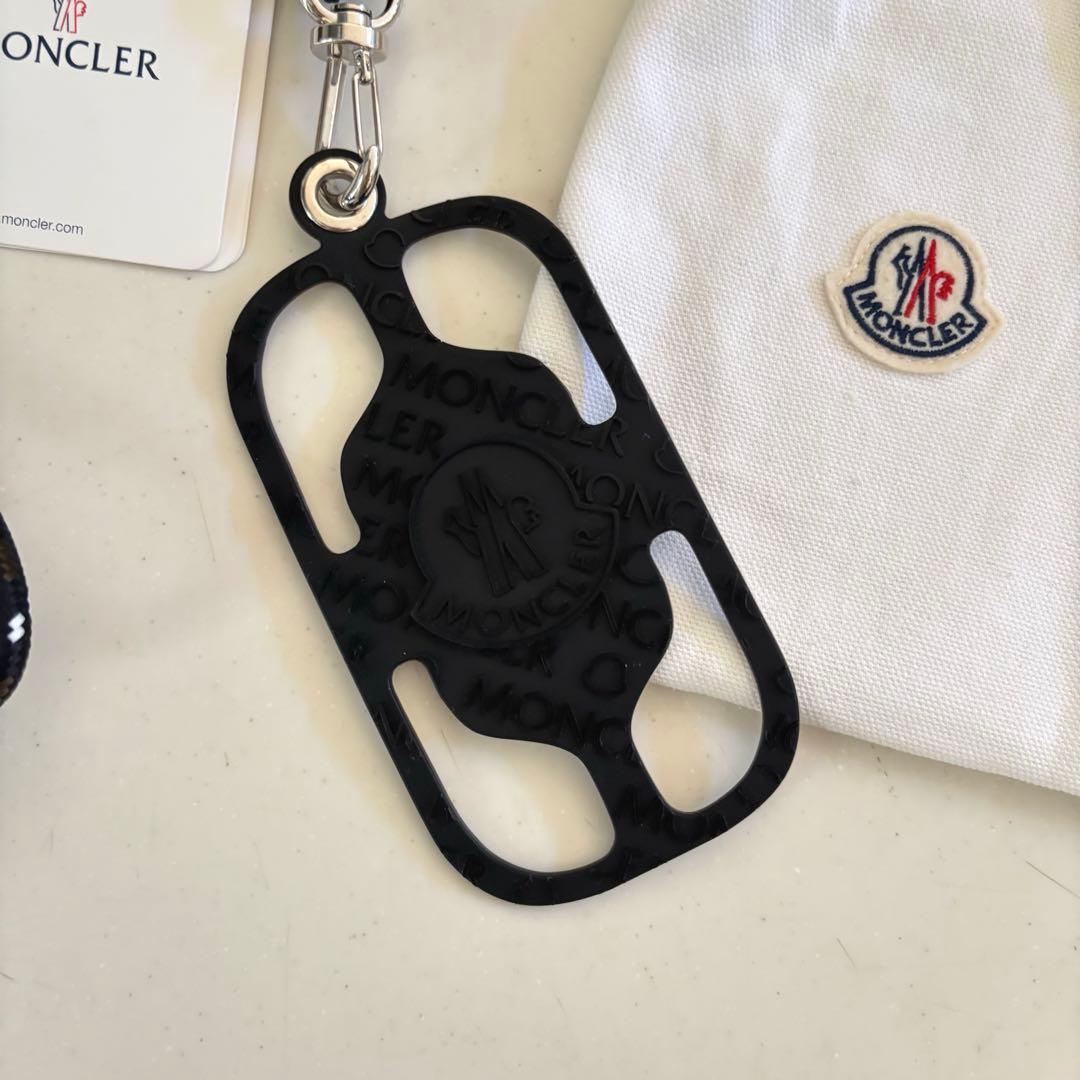 MONCLER モンクレール　iPhone 携帯　スマホ　ケース　ショルダー