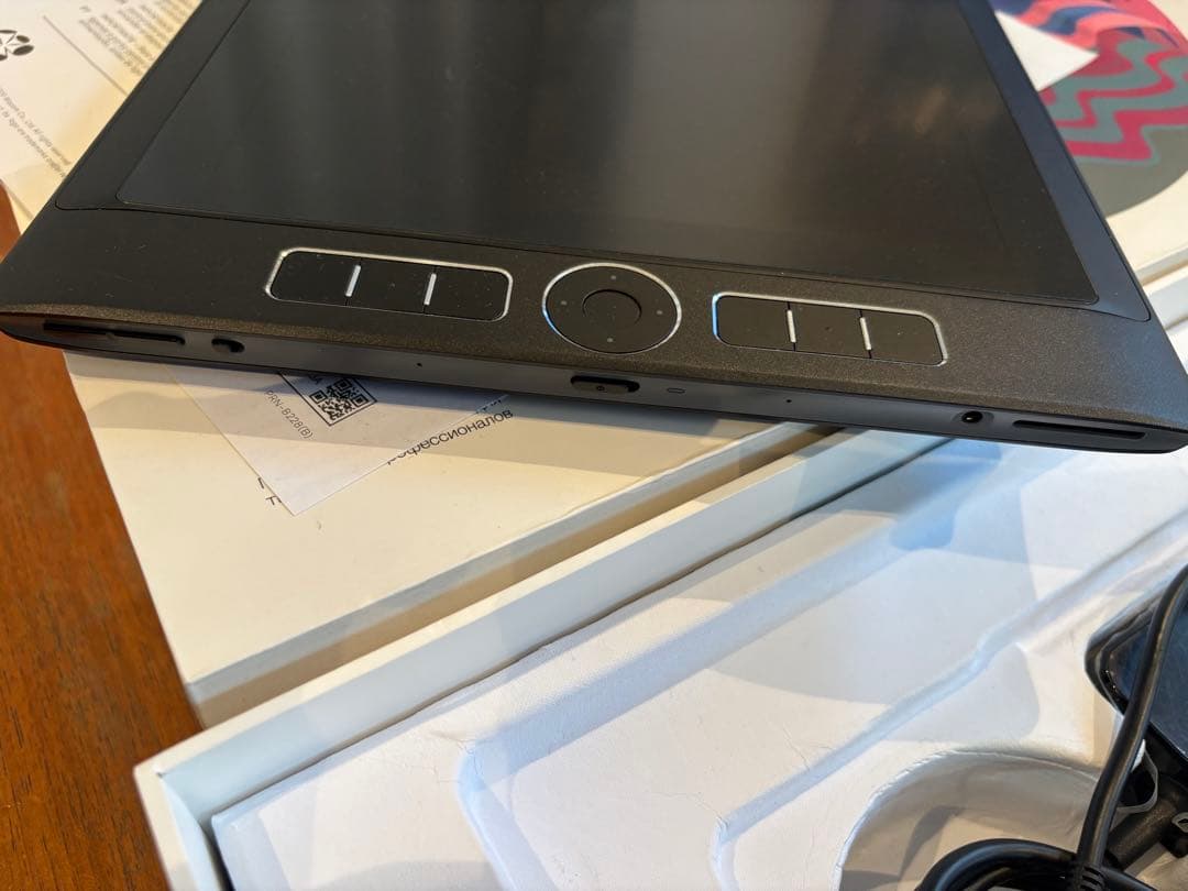 液タブ・ペンタブ Wacom MobileStudio Pro 13 DTHW1321