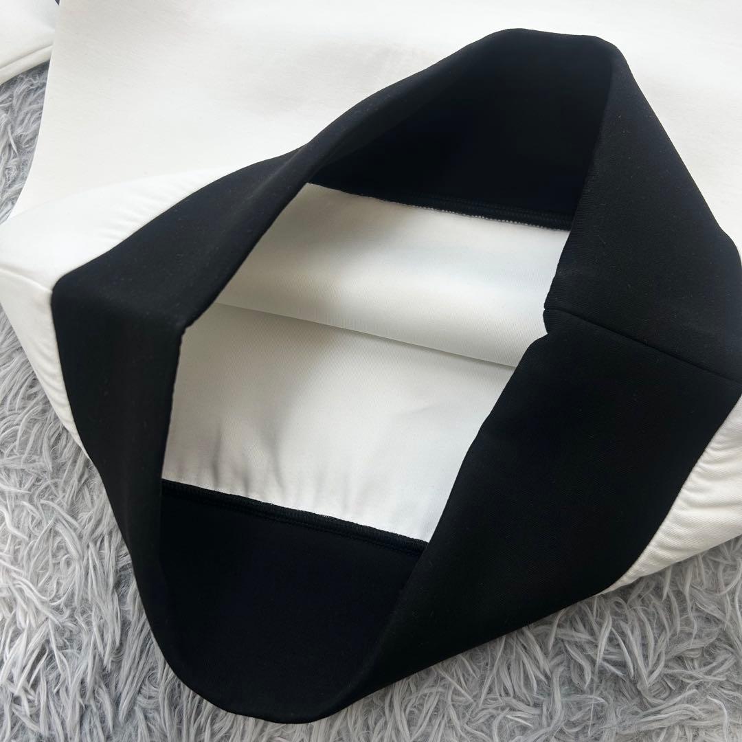 新品　V12 スウェット　プルオーバー　モックネック　ダンボールニット　ホワイト