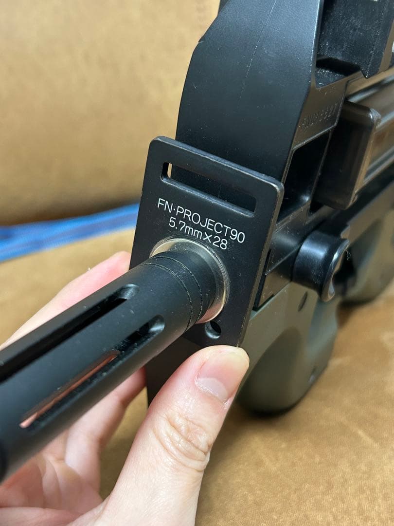 東京マルイ P90 ハイサイクル スリングスイベル付き 動作確認済み