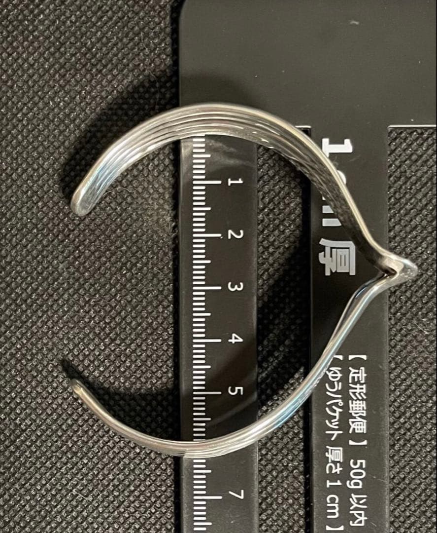 シルバー 波形デザイン バングル