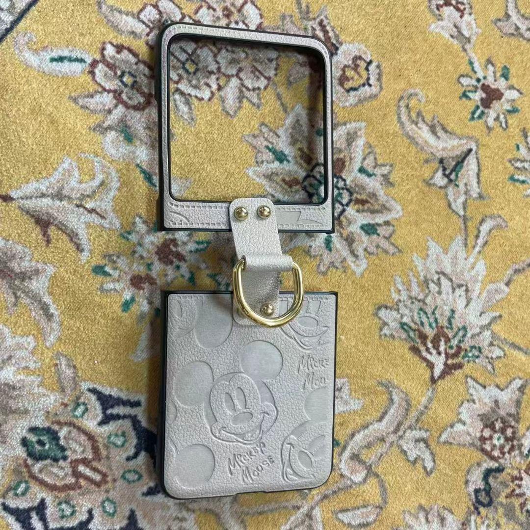 美品　モトローラmoto razr 40 Ultra　本体　ブラックSIMフリー