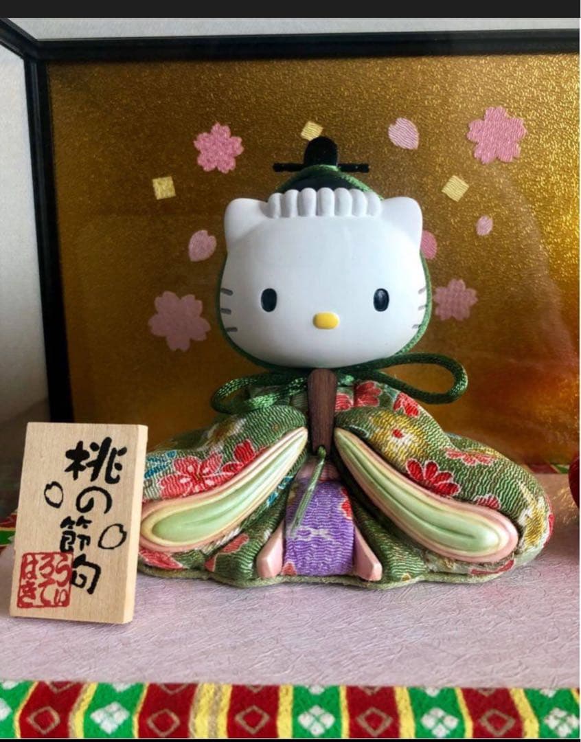 ハローキティ雛人形 陶器製 専用ケース付き