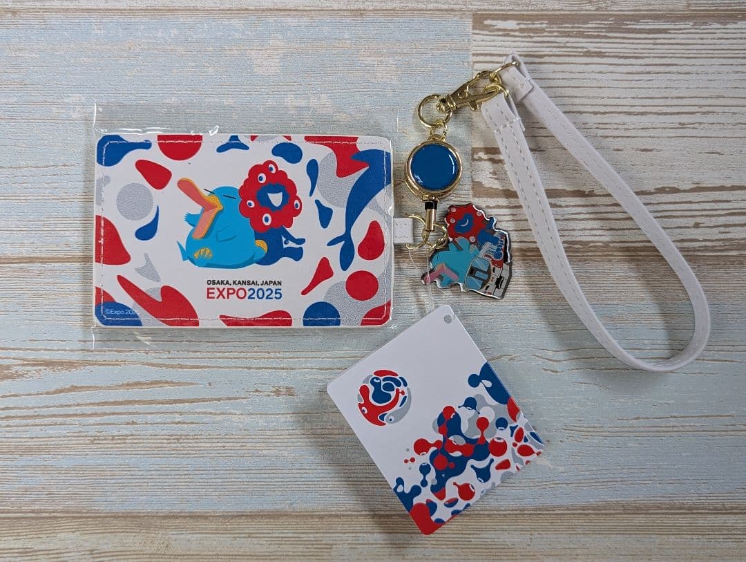 m*☆様 大阪関西万博　限定　ミャクミャク　記念ICOCA 　 合皮パスケース