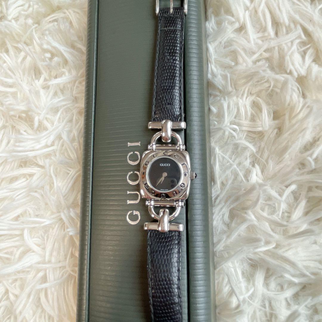 希少・稼働品✨GUCCI レザーベルト腕時計 ブラック　vintage