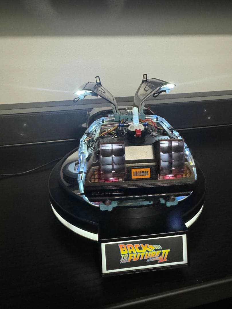 デロリアンバック・トゥ・ザ・フューチャー 1/20スケールキッズロジック