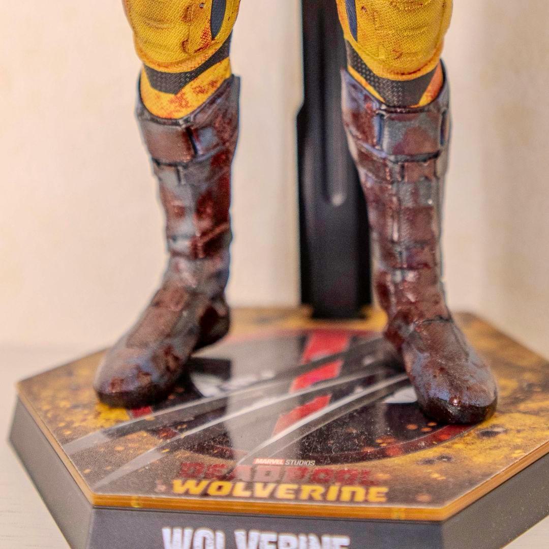 ホットトイズ ウルヴァリン デッドプール 通常版 リペイント