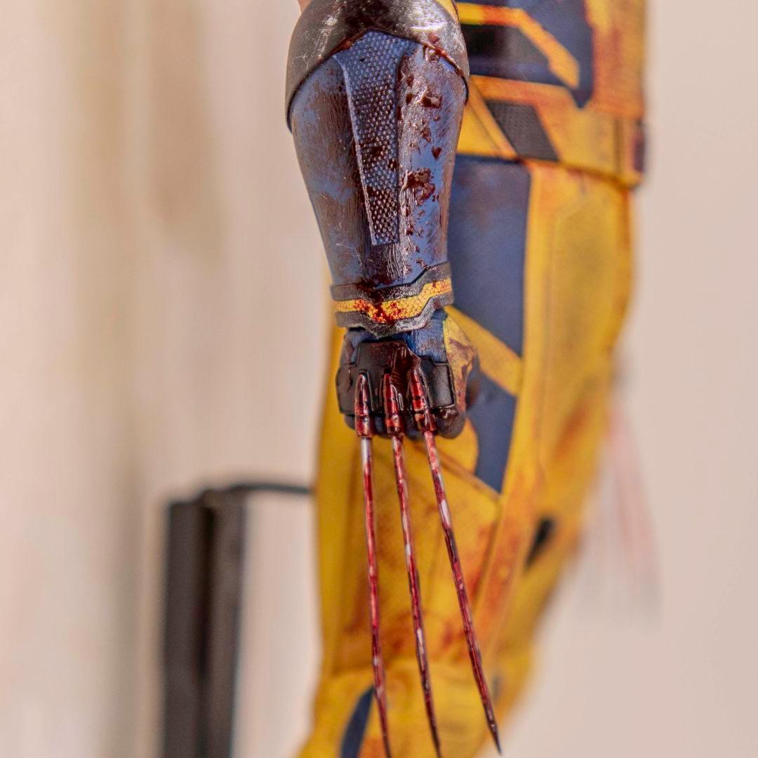 ホットトイズ ウルヴァリン デッドプール 通常版 リペイント