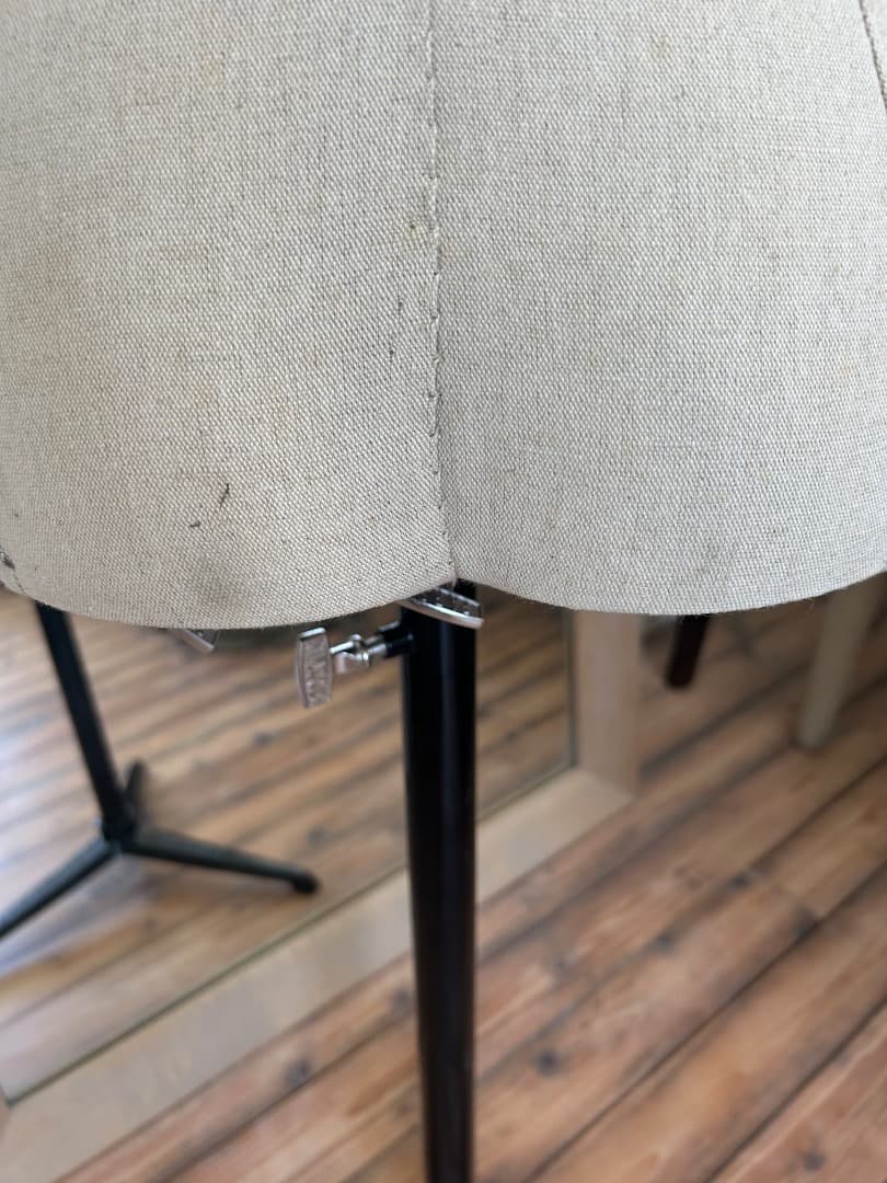 Stockman 女性用トルソー（高さ調整可能）