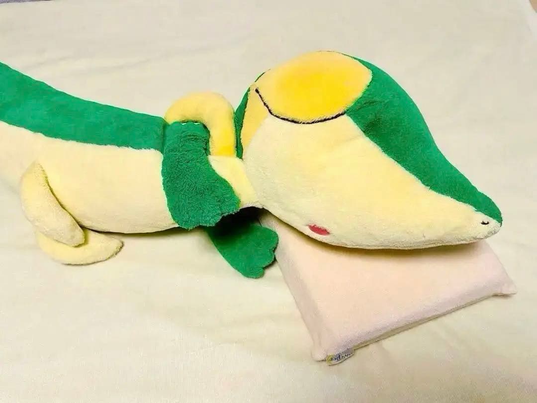 【美品】2012ツタージャ ぬいぐるみ 等身大 初夢 ポケモンセンター