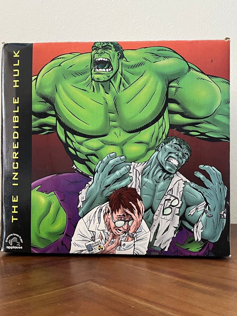 スタチュー　インクレディブル・ハルク