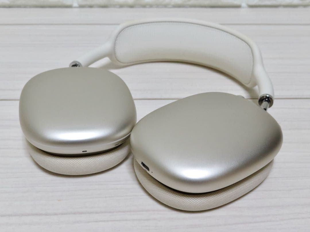 AirPods Max(USB-C) スターライト　MWW53ZA/A
