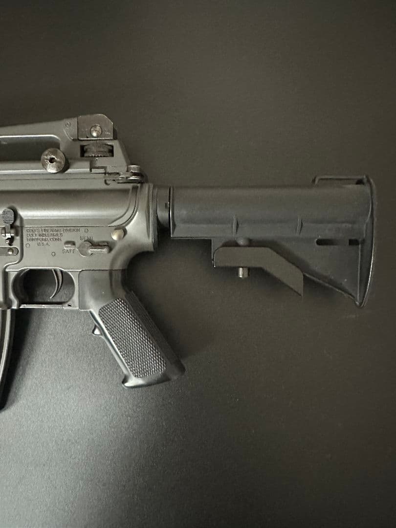 【アップグレード】マルイ M4A1 カービンLIPOバッテリー、充電器とバッグ