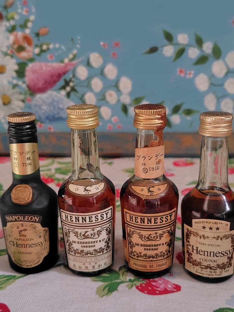 ジャズ　ヘネシー　スリースター、ヘネシー　ナポレオン、スペシャル　30ml 4本