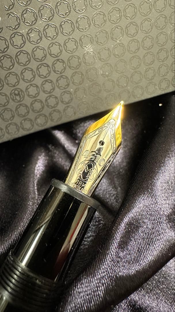 モンブラン万年筆 M 18K美品 箱付