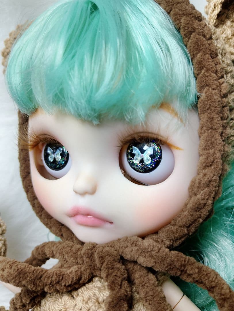 カスタムアイシードール パステルグリーンヘア アウトフィット付き