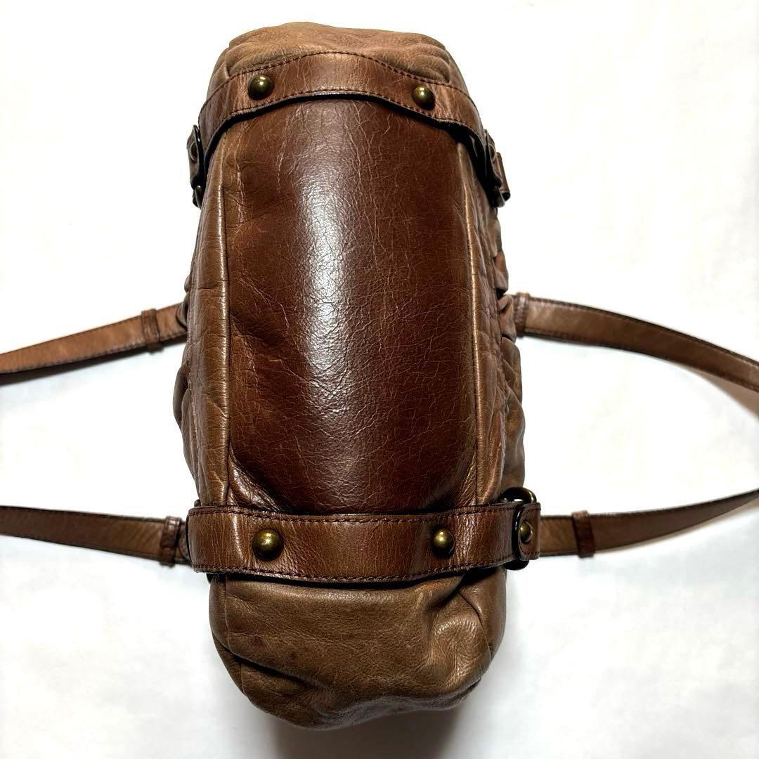 ANNA SUI 本革 蝶 バタフライ バックル デザイン ショルダーバッグ