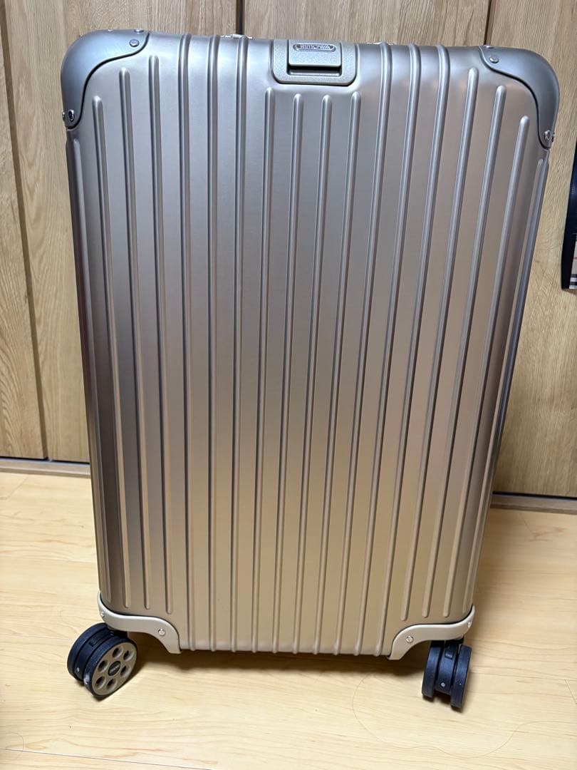 最終値下げ❣️リモワRIMOWAトパーズ　チタニウム　67L
