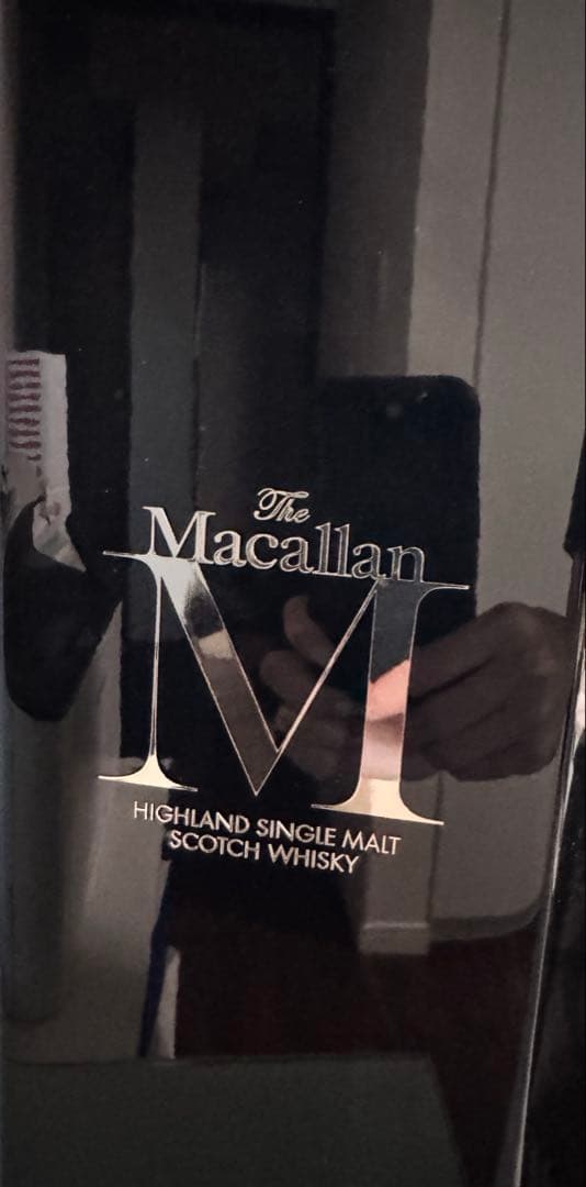The Macallan M シングルモルトスコッチウイスキー　Mデキャンタ