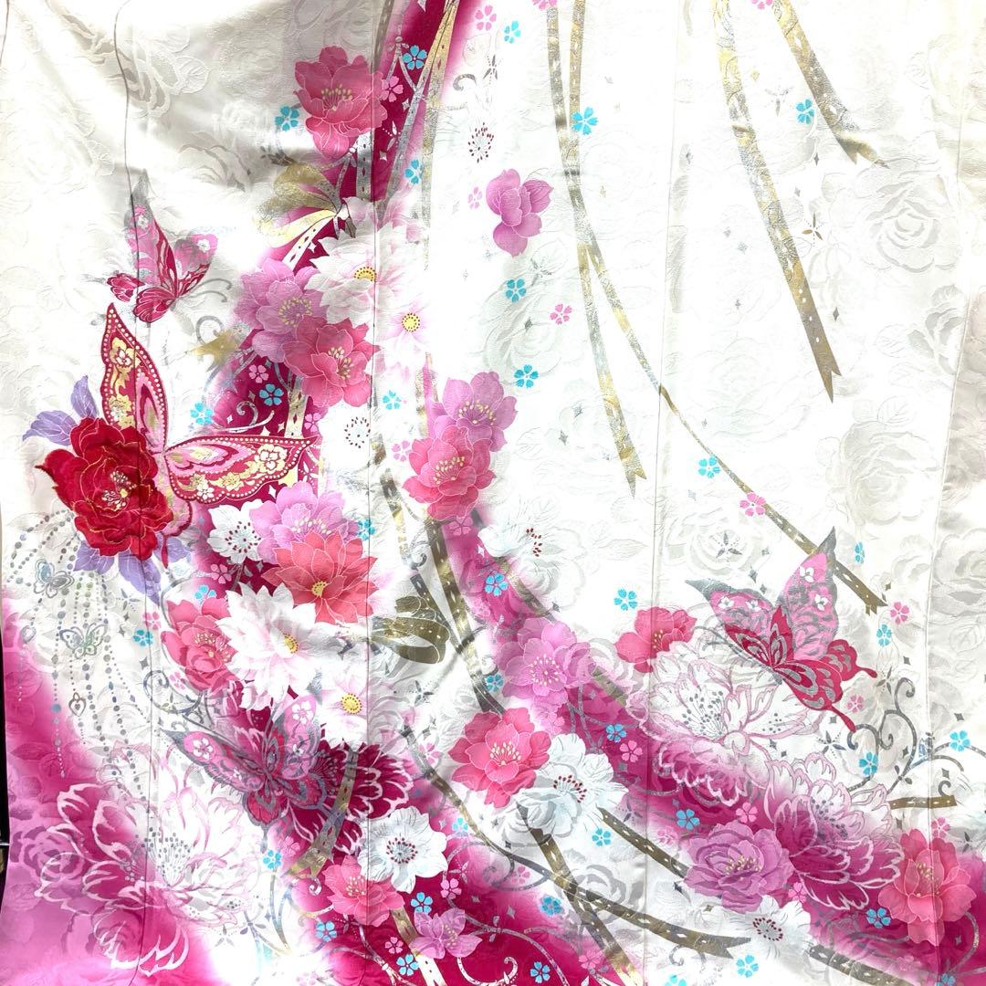 ☆中古品☆振袖　単品　正絹　白系花・蝶模様B級品汚れ有り振袖
