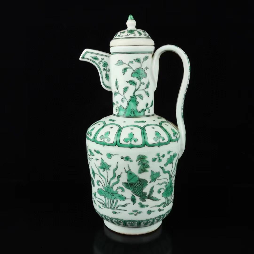 中国古美術✦清大明宣徳紋・緑彩・魚藻紋酒壺３８＊１９✦置物・酒道具・文房具・陶芸