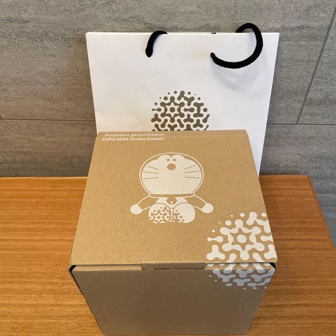 【限定】大阪万博2025 ドラえもん✕日本館ベアブリック　箱付き 紙袋付き