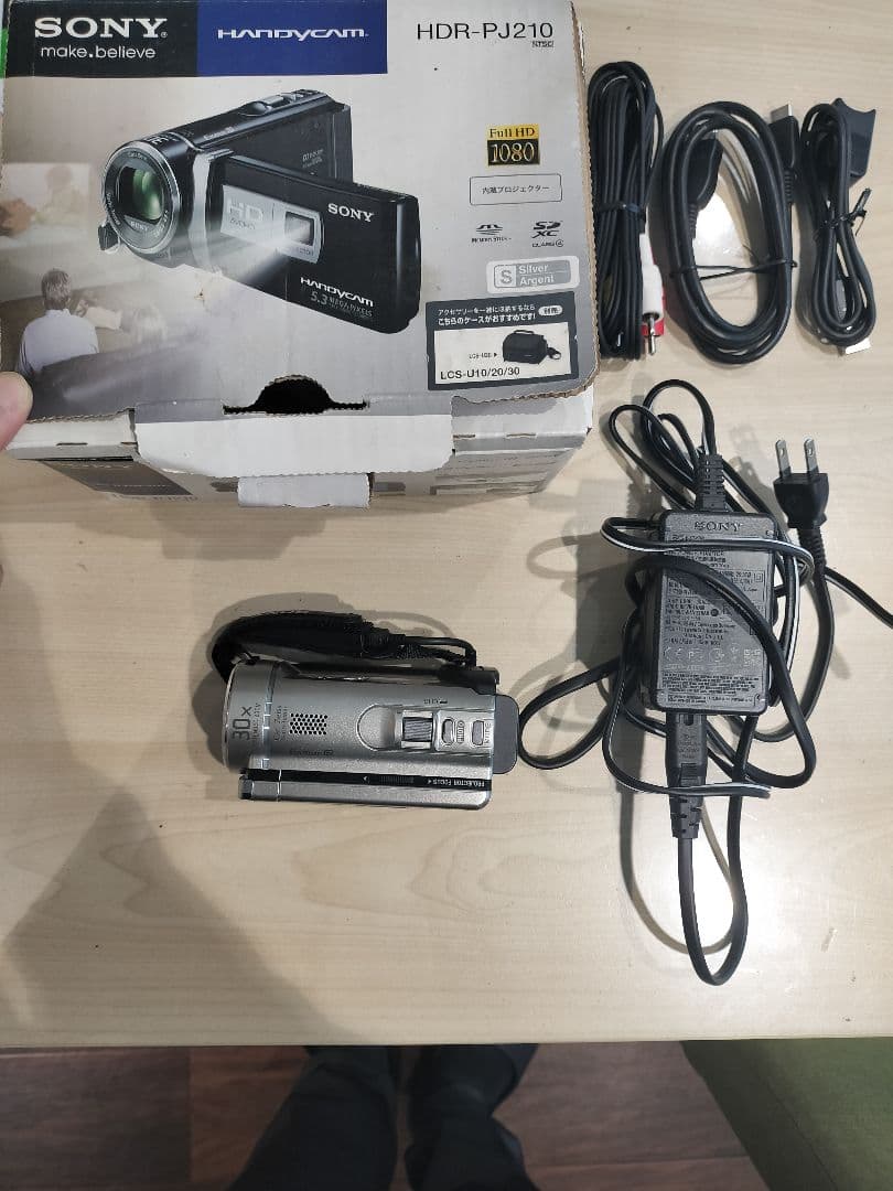 【WR】動作品　SONY handyman HDR-PJ210