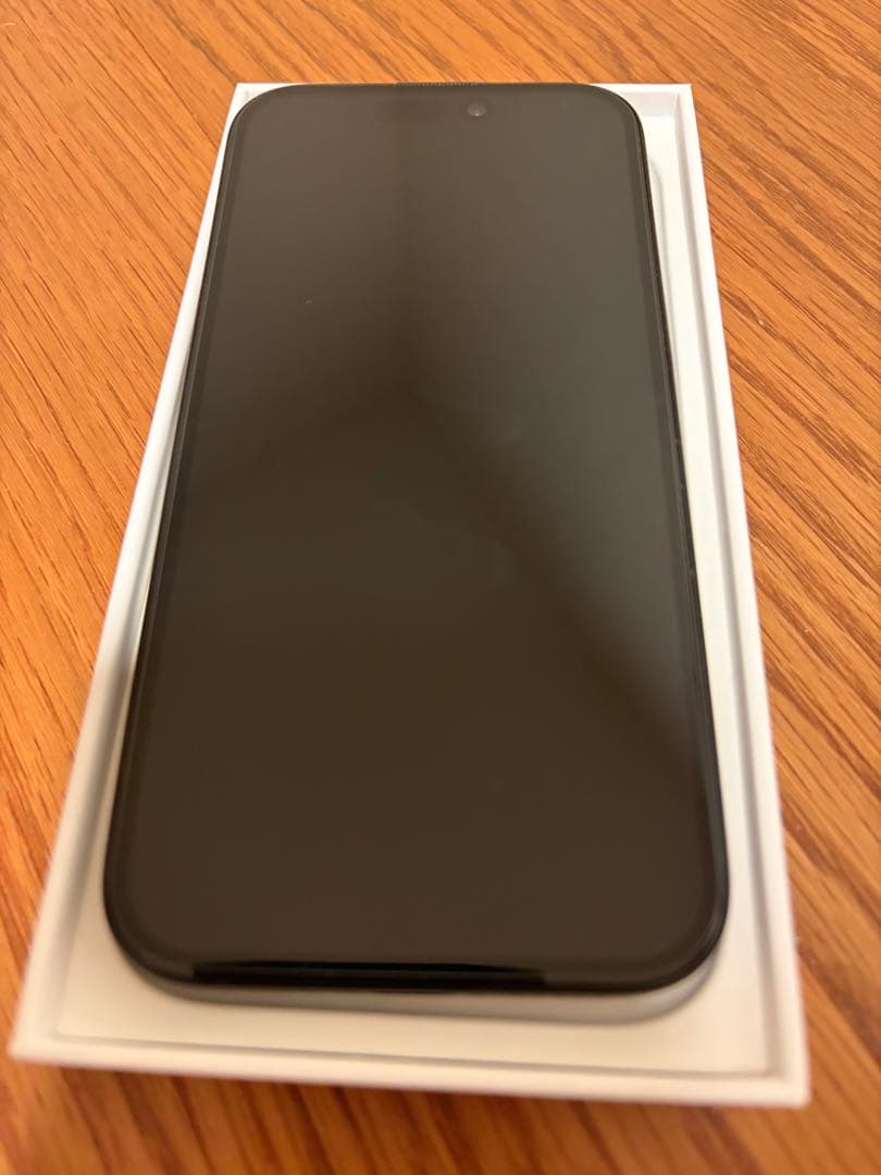 (美品) iPhone 16 128GB ブラック