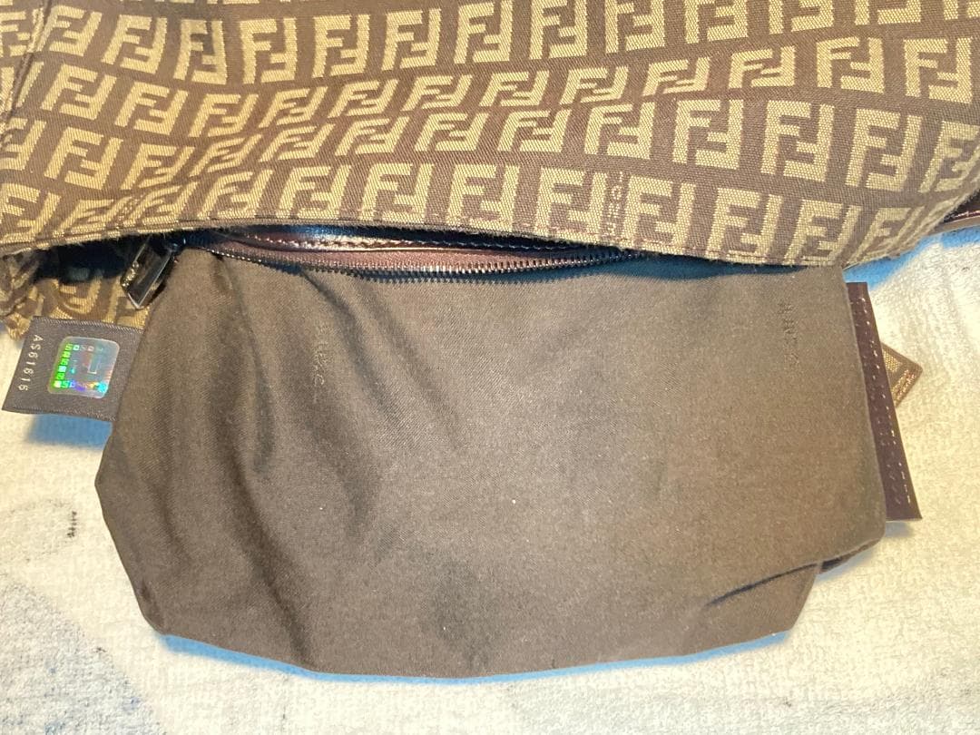 FENDI(フェンディ)マンマバケット ズッカ ショルダーバッグ 8BR001