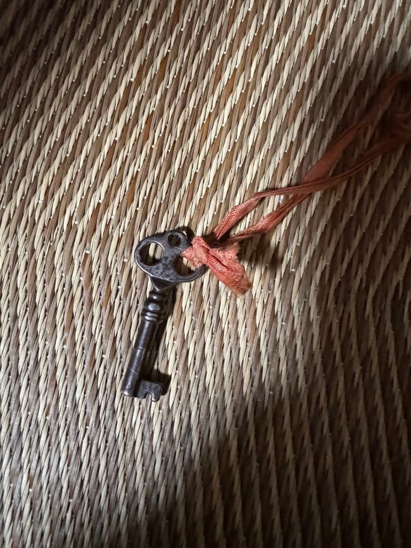 値下げ　アンティークミシン　Husqvarna スウェーデン製　ハスクバーナ