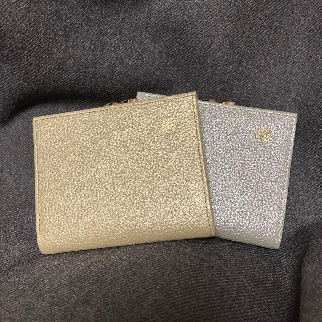 12/31〜1/6発送✖️ 皇居　二つ折り財布 シルバー　ゴールドセット　がま口