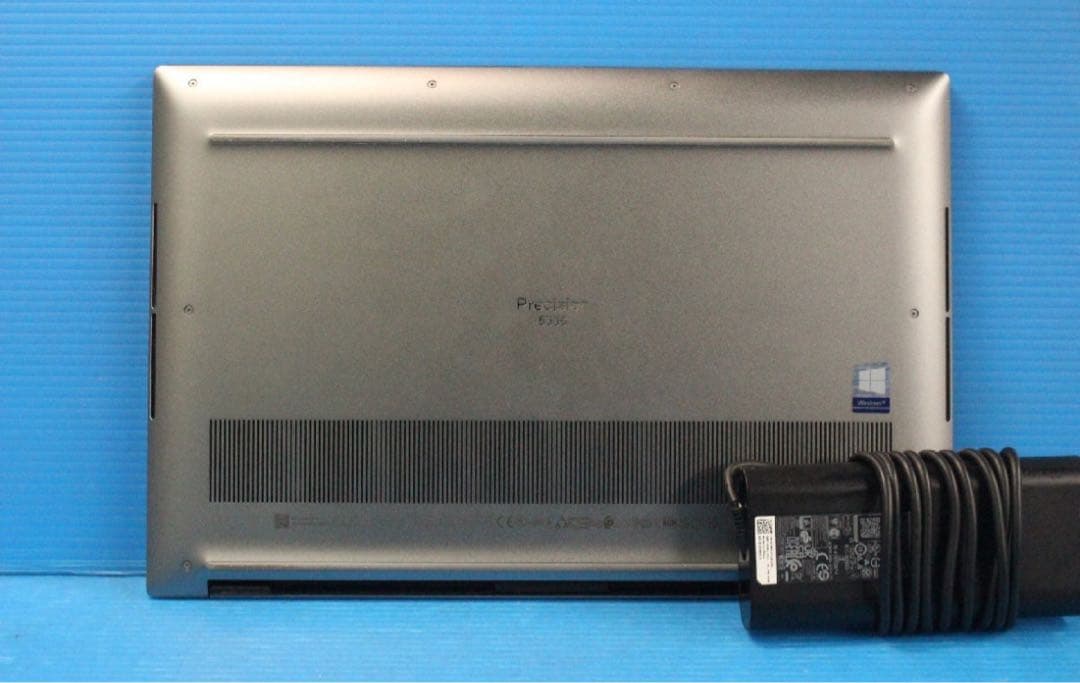 Office付Precision 5550 Core i7 32GB 512GB