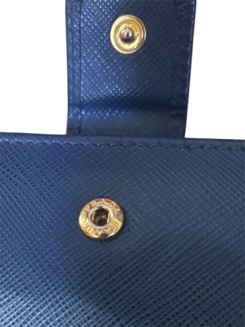 [美品]PRADA プラダ 二つ折り財布 ネイビー ゴールドロゴ