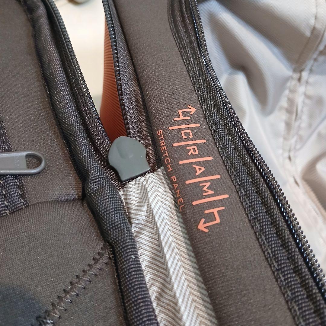 Z　バートン【新品未使用】スーツケース　86L　ウィーリーダブルデッキ