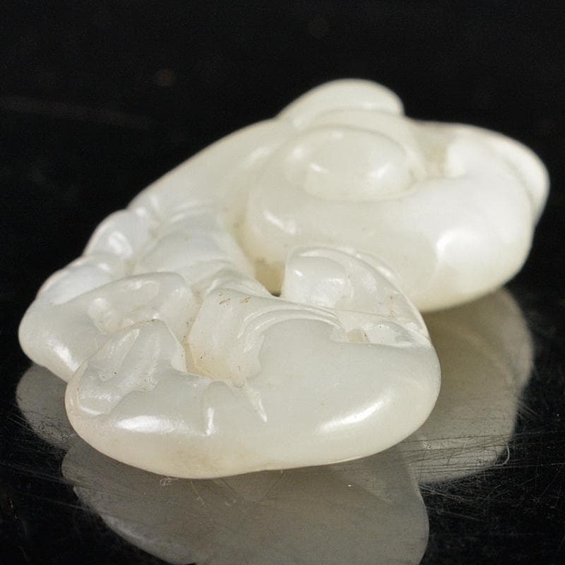 中国　玉石白玉彫刻　霊芝彫　根付　置物　V　R5977E