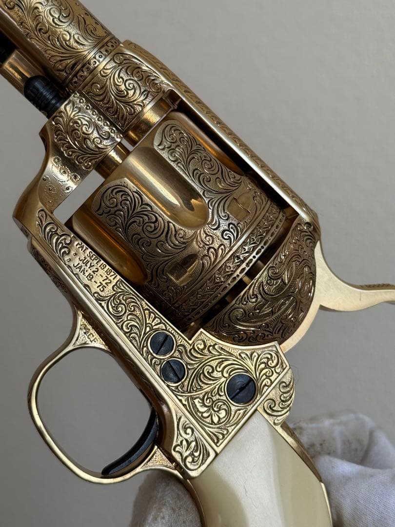 専用額縁付 マルシン コルト SAA ルーズベルト SMG 金属 モデルガン