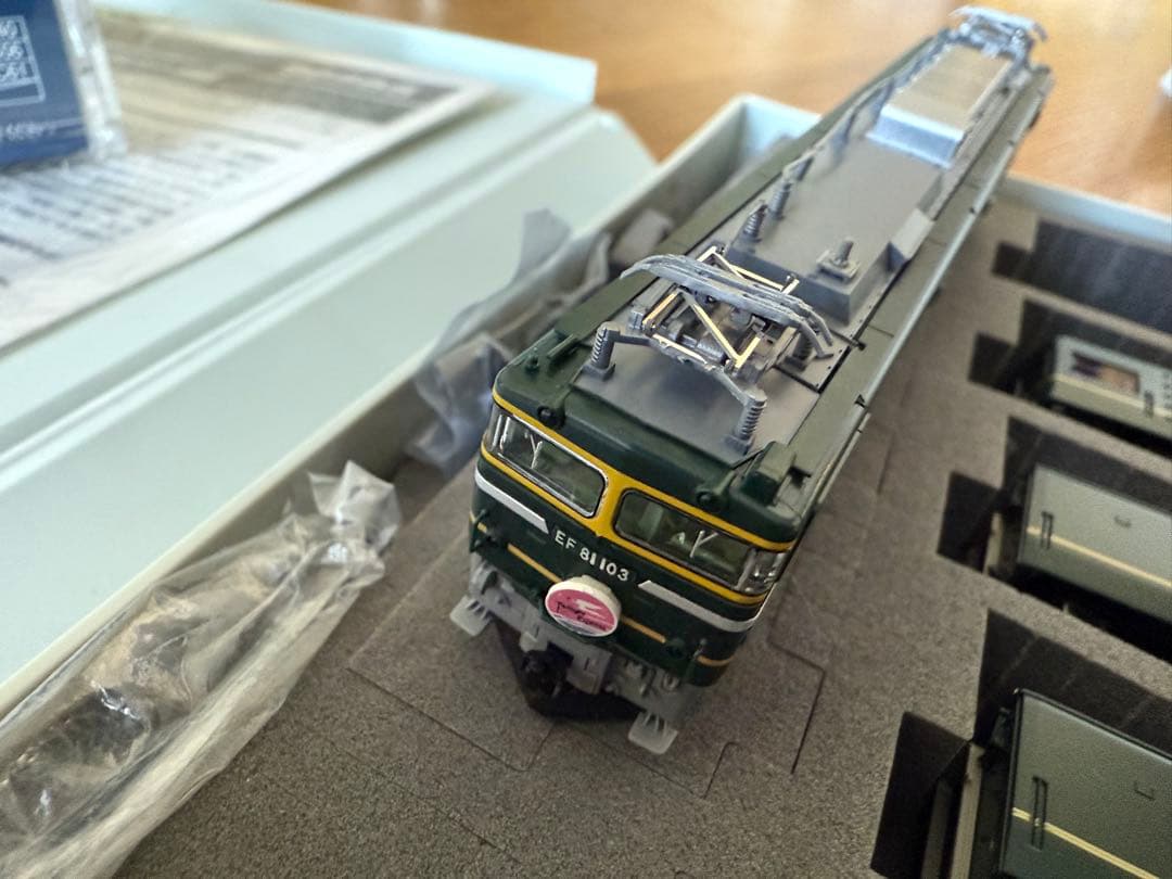 TOMIX98955 EF81＋24系 特別なトワイライトエクスプレス　室内灯付