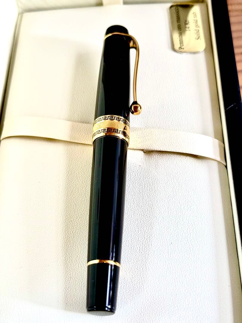 10万❗️アウロラオプティマ　ブラックF