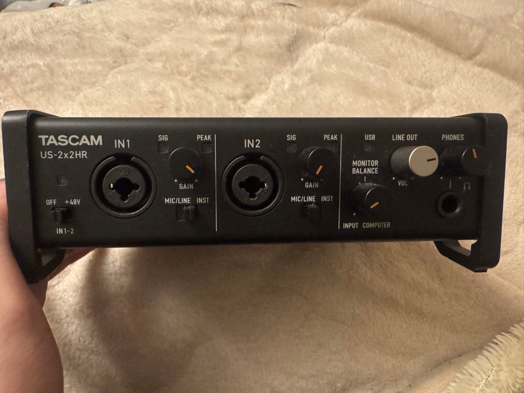 TASCAM オーディオインターフェース